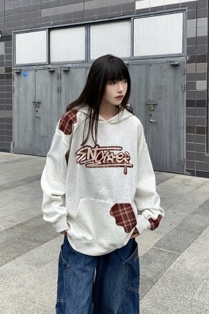 Heavyweight Embroidered Plaid Spliced American Sweatshirt - Unisex Loose Hoodie for Spring and Autumn - Couples Niche Fashion