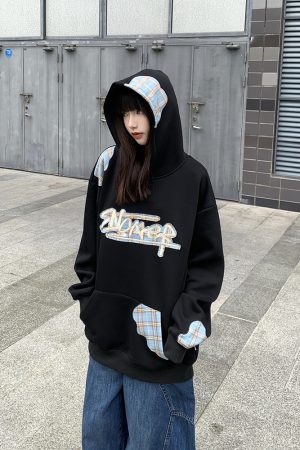 Heavyweight Embroidered Plaid Spliced American Sweatshirt - Unisex Loose Hoodie for Spring and Autumn - Couples Niche Fashion