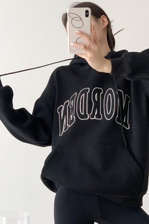 Heavyweight Hooded Sweatshirt for Women, Fleece-Lined Oversized Embroidered Jacket, Loose-Fitting Petite Top, Casual Streetwear