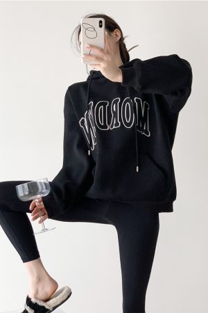 Heavyweight Hooded Sweatshirt for Women, Fleece-Lined Oversized Embroidered Jacket, Loose-Fitting Petite Top, Casual Streetwear