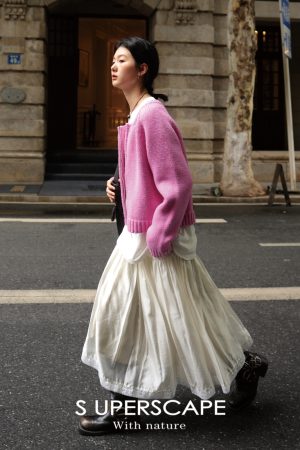 Heavyweight Merino Wool Round Neck Short Chanel-Style Knitted Cardigan - Chic Essential for Fall and Winter Fashion
