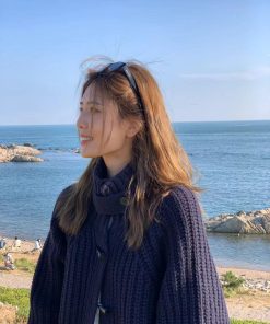 Heavyweight Pumpkin Chunky Knit Cardigan - Handmade Korean Style Sweater Coat with Horn Buttons for Cozy Fall Layering