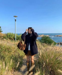 Heavyweight Pumpkin Chunky Knit Cardigan - Handmade Korean Style Sweater Coat with Horn Buttons for Cozy Fall Layering