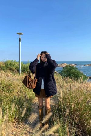 Heavyweight Pumpkin Chunky Knit Cardigan - Handmade Korean Style Sweater Coat with Horn Buttons for Cozy Fall Layering