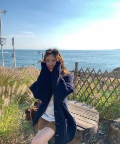 Heavyweight Pumpkin Chunky Knit Cardigan - Handmade Korean Style Sweater Coat with Horn Buttons for Cozy Fall Layering