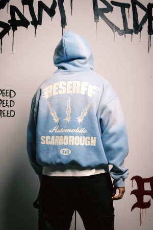 Heavyweight Water-Washed Fleece-Lined Distressed Hoodie - American Vintage Style Sweatshirt for Casual Comfort
