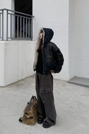 Heavyweight Water-Washed Vintage Mountain Fur Collar Jacket for Men & Women - Thick Denim Cotton Winter Coat, High Street Style