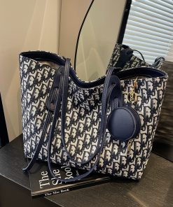 High-Capacity Women's Canvas Shoulder Tote Bag - Trendy Spring and Summer Commuting Handbag