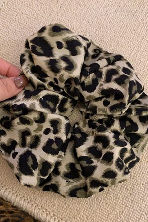 High-Elastic Leopard Print Hair Tie for Women - Large Bun & Low Ponytail Accessories - Stylish Rubber Band Hair Ornament
