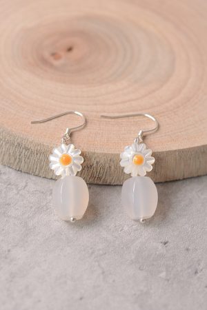 High-End 925 Sterling Silver Natural White Agate Chalcedony Shell Sunflower Earrings - Light Luxury Women's Jewelry 2025
