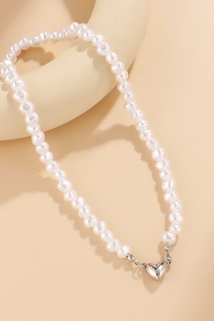 High-End Baroque Pearl Necklace for Women, Niche Clavicle Chain, Summer Light Luxury Design, Trendy 2025 Fashion Accessory