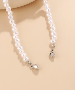 High-End Baroque Pearl Necklace for Women, Niche Clavicle Chain, Summer Light Luxury Design, Trendy 2025 Fashion Accessory