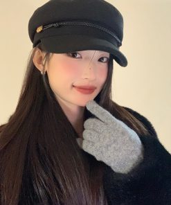 High-End Black Beret for Women - Autumn Winter 2025, Large Head Circumference, Warm Newsboy Hat, Flattering British Style