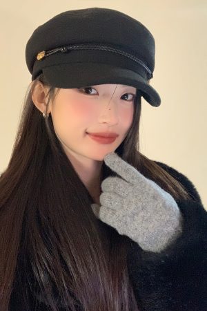 High-End Black Beret for Women - Autumn Winter 2025, Large Head Circumference, Warm Newsboy Hat, Flattering British Style