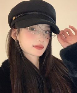 High-End Black Beret for Women - Autumn Winter 2025, Large Head Circumference, Warm Newsboy Hat, Flattering British Style