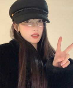 High-End Black Beret for Women - Autumn Winter 2025, Large Head Circumference, Warm Newsboy Hat, Flattering British Style