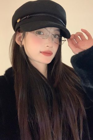 High-End Black Beret for Women - Autumn Winter 2025, Large Head Circumference, Warm Newsboy Hat, Flattering British Style