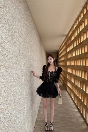 High-End Black Tulle Puff Skirt for Women - Socialite Style, Elegant Short Design, Perfect for 90s and Y2K Fashion