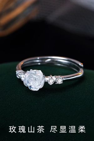 High-End Camellia Open Finger Ring with Unique French Design | Light Luxury Fashion Statement Piece