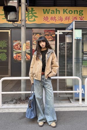 High-End Checkered Double-Layer Collar Coat for Women - Vintage American Style Jacket with Short Design, Niche Trend