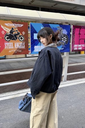 High-End Checkered Double-Layer Collar Coat for Women - Vintage American Style Jacket with Short Design, Niche Trend