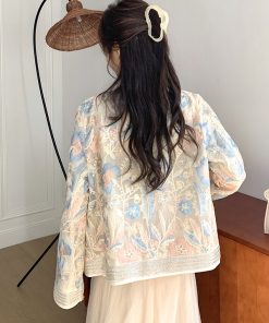 High-End Chinese Style Heavy Embroidery Short Jacket - Unique National Design for Spring - Small Size Fashion Top