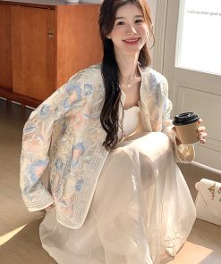 High-End Chinese Style Heavy Embroidery Short Jacket - Unique National Design for Spring - Small Size Fashion Top