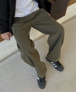 High-End Deep Green Retro Casual Pants for Men - Youthful Trendy Straight-Leg Distressed Long Trousers