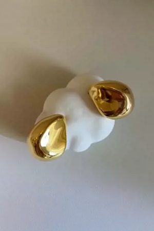 High-End Fashion Irregular Gold-Plated Bead Water Drop Stud Earrings - Versatile Silver Needle Design
