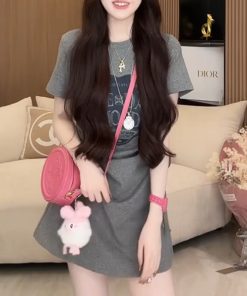 High-End Fashion Slimming Dress for 2025 Summer - Trendy and Age-Reducing Design, Perfect for Chic Occasions