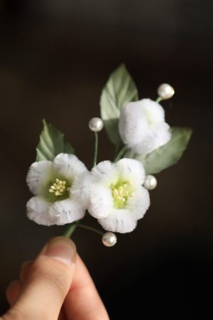 High-End Faux Velvet Flower Brooch - Autumn Winter Coat Corsage Pin, Handmade Classical National Style, Elegant Chinese Gift
