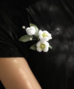 High-End Faux Velvet Flower Brooch - Autumn Winter Coat Corsage Pin, Handmade Classical National Style, Elegant Chinese Gift