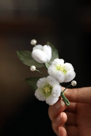 High-End Faux Velvet Flower Brooch - Autumn Winter Coat Corsage Pin, Handmade Classical National Style, Elegant Chinese Gift