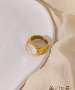 High-End Floating French White Shell Square Ring for Women, European American Gold Wide Band, Versatile Fashion Accessory