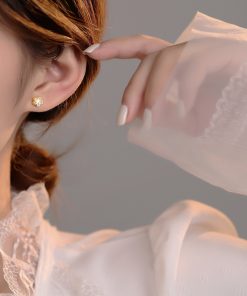 High-End Floral Screw Fastening Stud Earrings - Unique Niche Design Accessories for Girls - Trendy 2025 Fashion