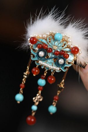 High-End Fluffy Lion Dance Hair Clips for Girls - Cute Ancient Style Hanfu Hair Accessories for Autumn and Winter 2025