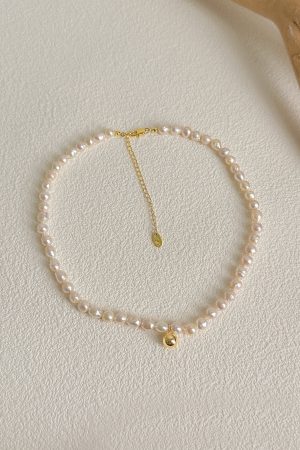 High-End French Baroque Freshwater Pearl Necklace - Minimalist Elegant Retro Choker, Niche Design, Luxury Accessory