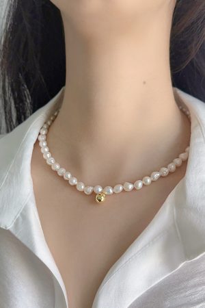 High-End French Baroque Freshwater Pearl Necklace - Minimalist Elegant Retro Choker, Niche Design, Luxury Accessory