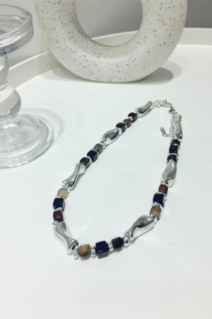 High-End French Retro Irregular Color-Block Geometric Necklace with Metal Strip - Chic Clavicle Chain Neck Ornament