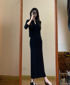 High-End French-Style Black Sleeveless Knitted Dress for Women with Waist-Cinching Inner Layer - Chic Summer Maxi Dress