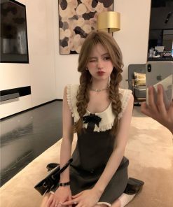 High-End French-Style Sleeveless Dress for Women, Waist-Defined Summer Short Skirt for Petite Princesses, Chic & Elegant