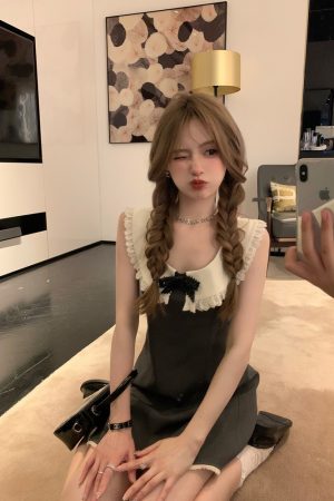 High-End French-Style Sleeveless Dress for Women, Waist-Defined Summer Short Skirt for Petite Princesses, Chic & Elegant