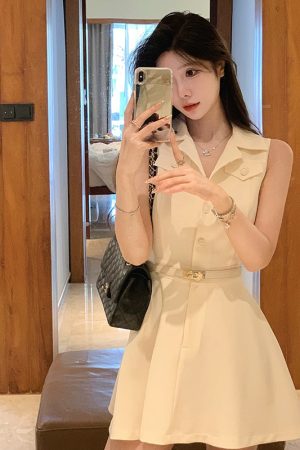 High-End French-Style Sleeveless Shirt Dress for Women - Waist-Cinching, Short Skirt, Trendy Summer Fashion