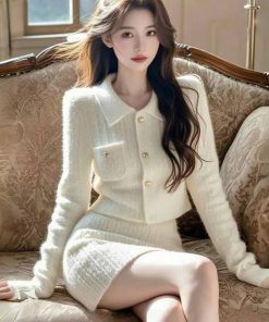 High-End French Style Two-Piece Knitted Set for Women - Cozy Slim Fit Skirt and Top - Autumn Winter Fashion