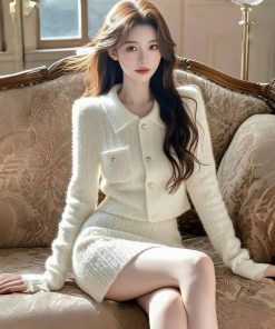High-End French Style Two-Piece Knitted Set for Women - Cozy Slim Fit Skirt and Top - Autumn Winter Fashion