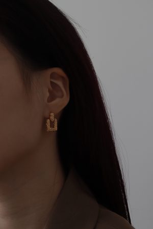 High-End Geometric Irregular Gold-Plated Earrings for Women - Retro European and American Niche Design, Lava-Inspired Style