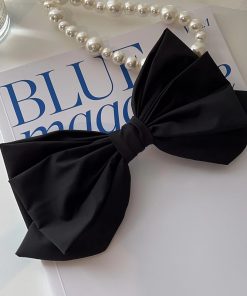High-End Hepburn Style Bow Hair Clip - Korean Accessories in Premium Quality Fabric