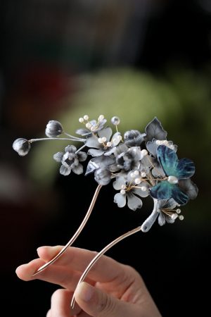 High-End Ink Wash Flower Hairpin - U-Shaped Ancient Style Hair Accessory for Hanfu, Qipao, and Horse-Face Skirts