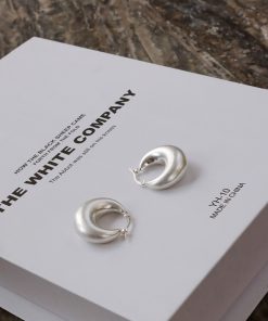 High-End Korean Minimalist Silver Matte Hollow Chunky Round Hoop Earrings for Versatile Fashion