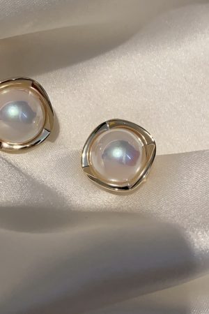 High-End Korean Pearl Large Clip-On Earrings for Women, Elegant Influencer-Style Luxury Ear Studs